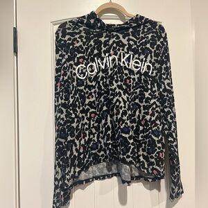 Long sleeve Calvin klein sweatshirt